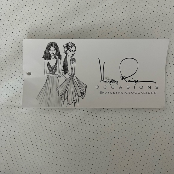 Formal gown - Picture 10 of 13